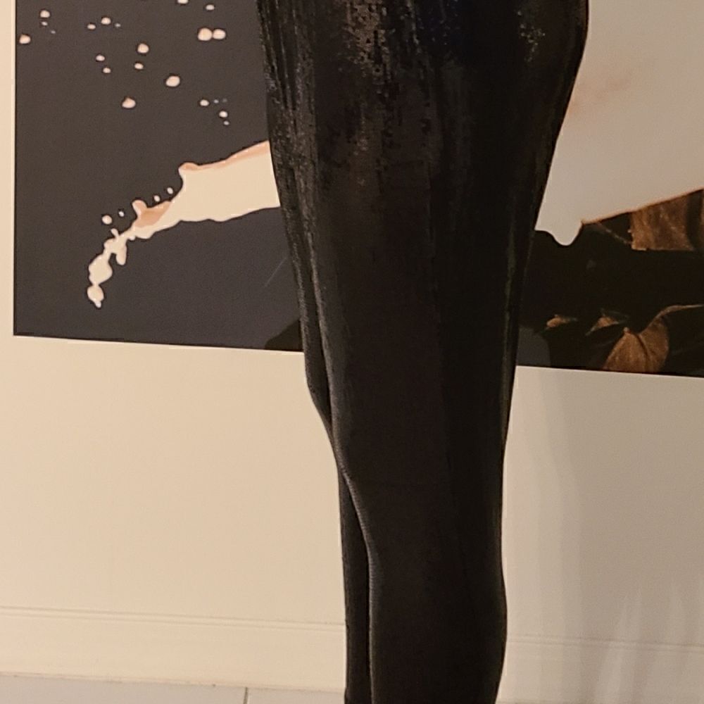 Kardashian Kollection pants    - Picture 4 of 4